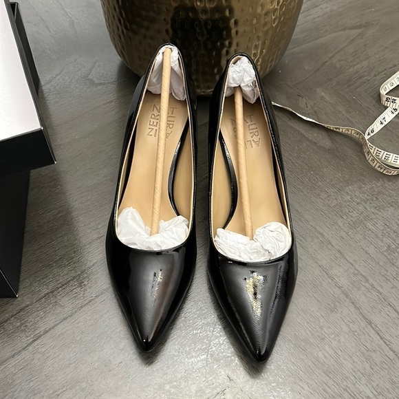 NATURALIZER Everly Pumps (WIDE) - Picture 4 of 14